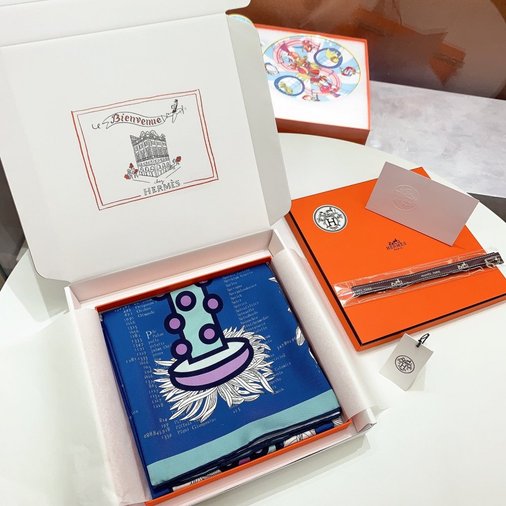 Hermès 90cm 100% Pure Silk Square Scarf!