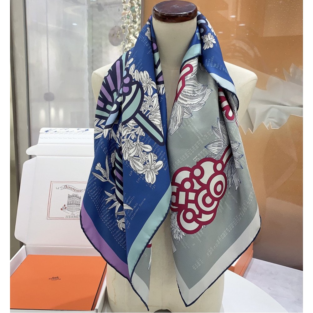 Hermès 90cm 100% Pure Silk Square Scarf!