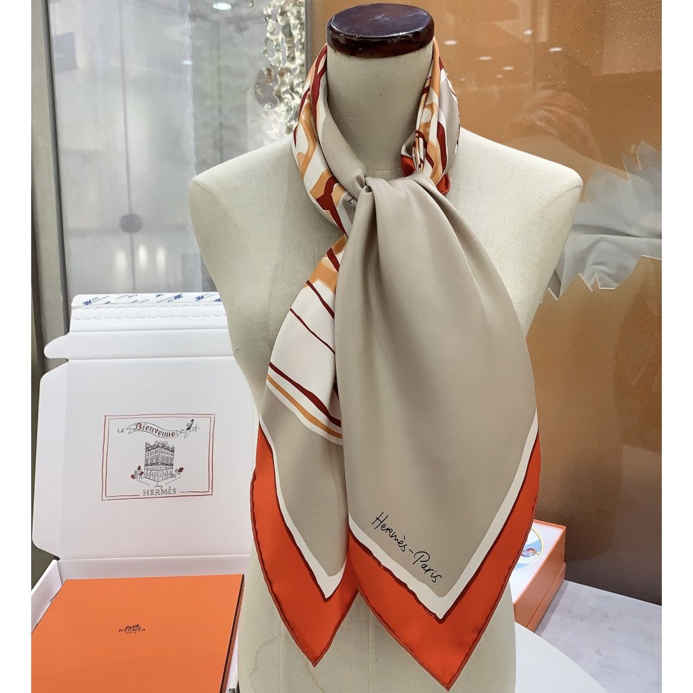 Hermès 90cm 100% Pure Silk Square Scarf! Hermès 90cm 100% Pure Silk Square Scarf!