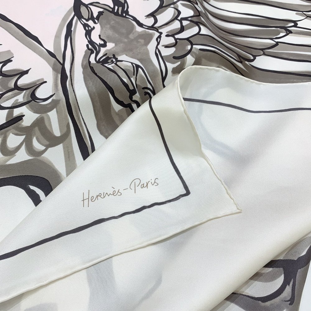 Hermès 90cm 100% Pure Silk Square Scarf! Hermès 90cm 100% Pure Silk Square Scarf!