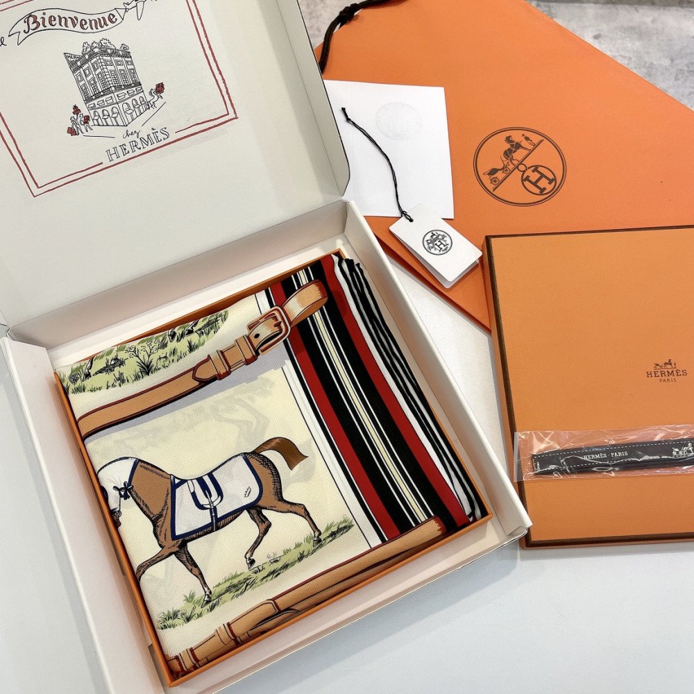 Hermès 90cm 100% Pure Silk Square Scarf! Hermès 90cm 100% Pure Silk Square Scarf!