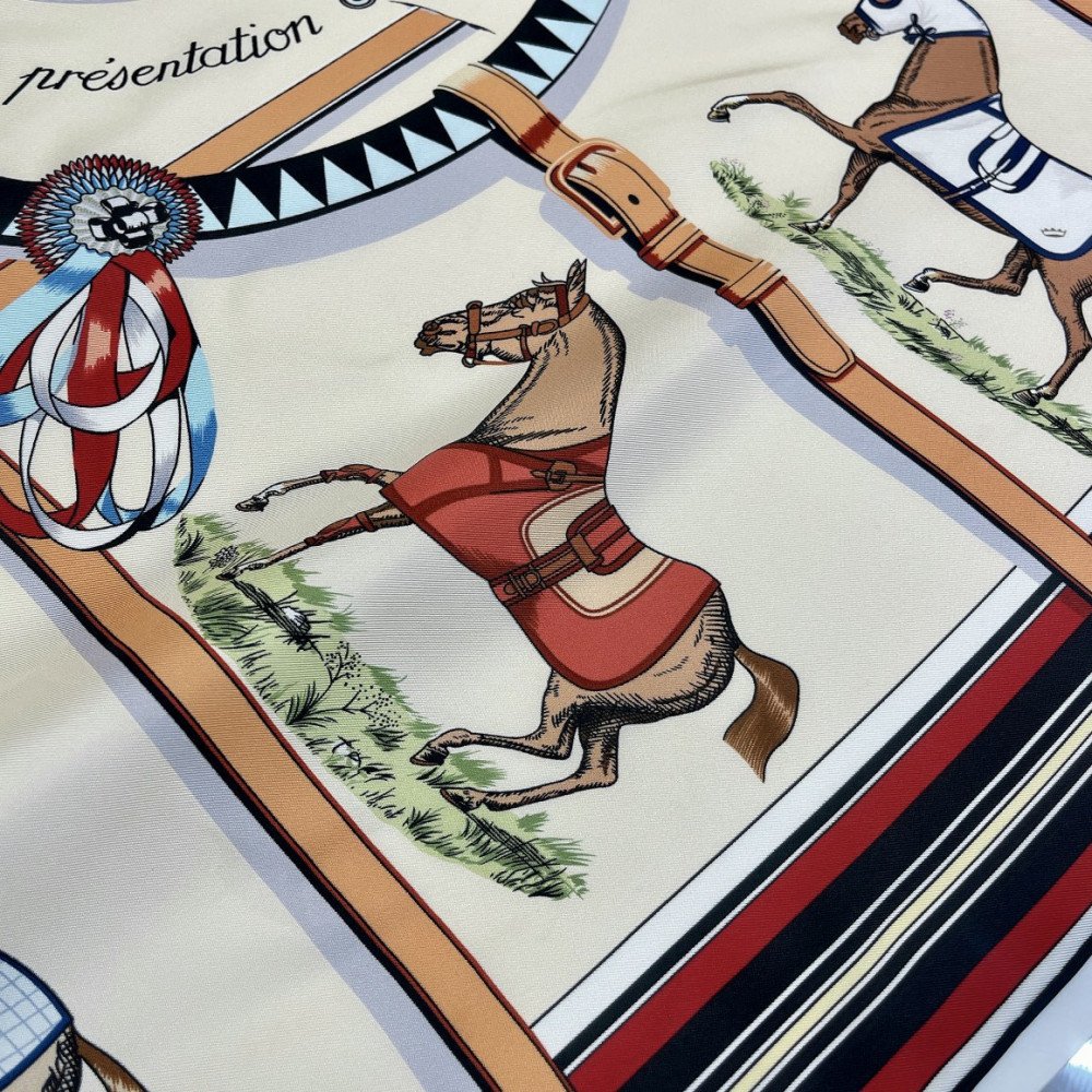 Hermès 90cm 100% Pure Silk Square Scarf! Hermès 90cm 100% Pure Silk Square Scarf!