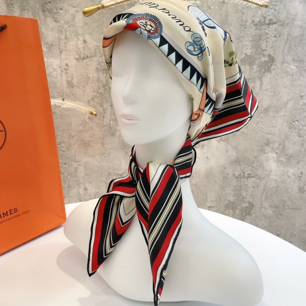 Hermès 90cm 100% Pure Silk Square Scarf! Hermès 90cm 100% Pure Silk Square Scarf!