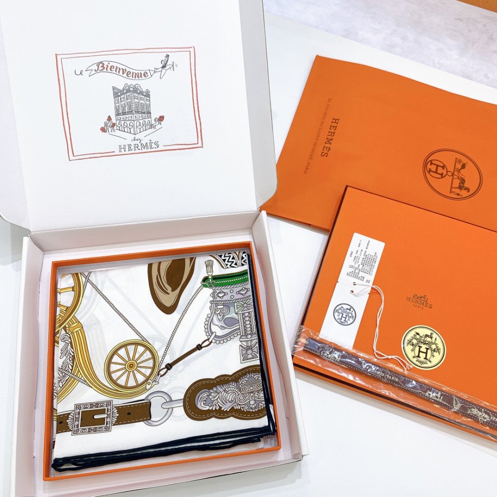 Hermès 90cm 100% Pure Silk Square Scarf! Hermès 90cm 100% Pure Silk Square Scarf!