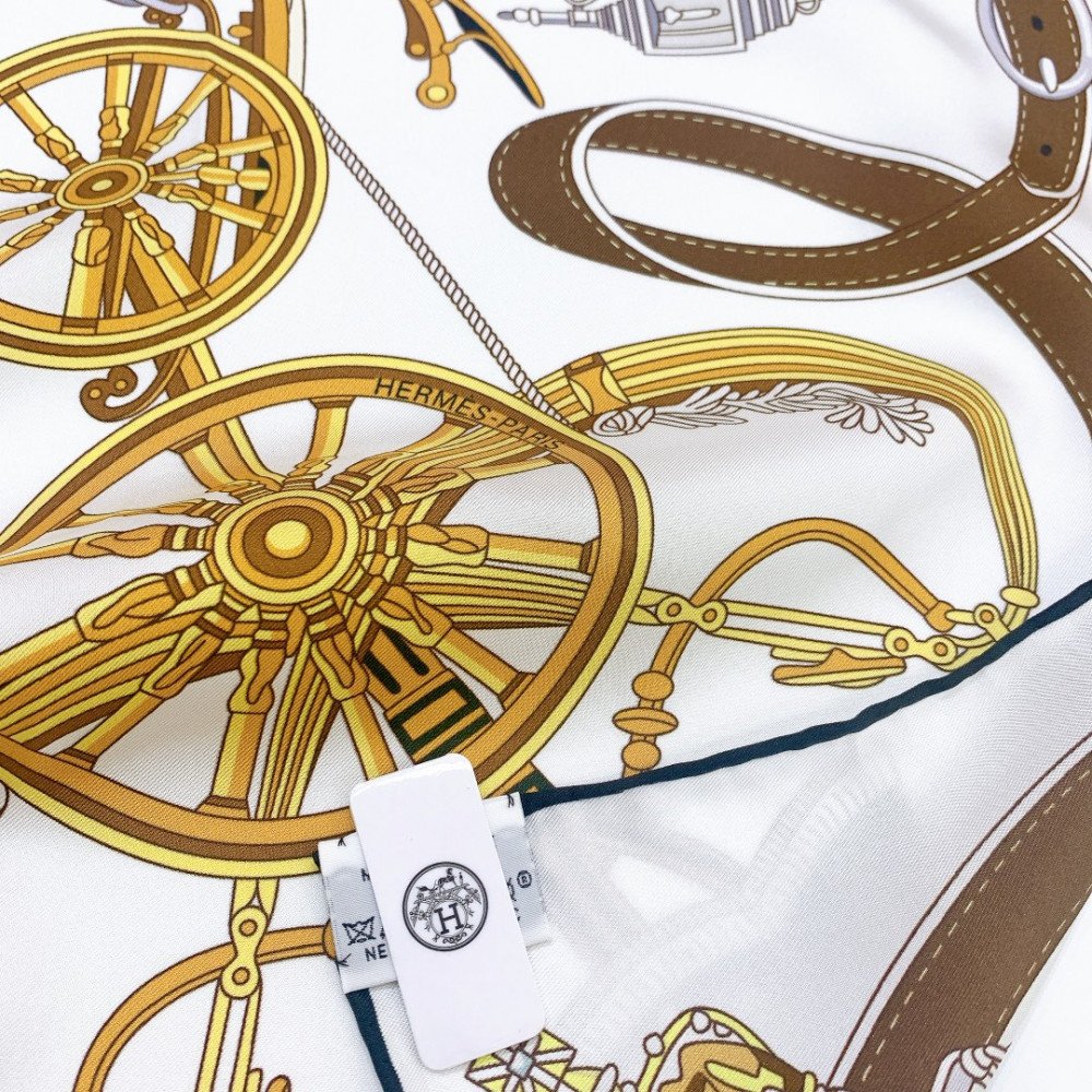 Hermès 90cm 100% Pure Silk Square Scarf! Hermès 90cm 100% Pure Silk Square Scarf!