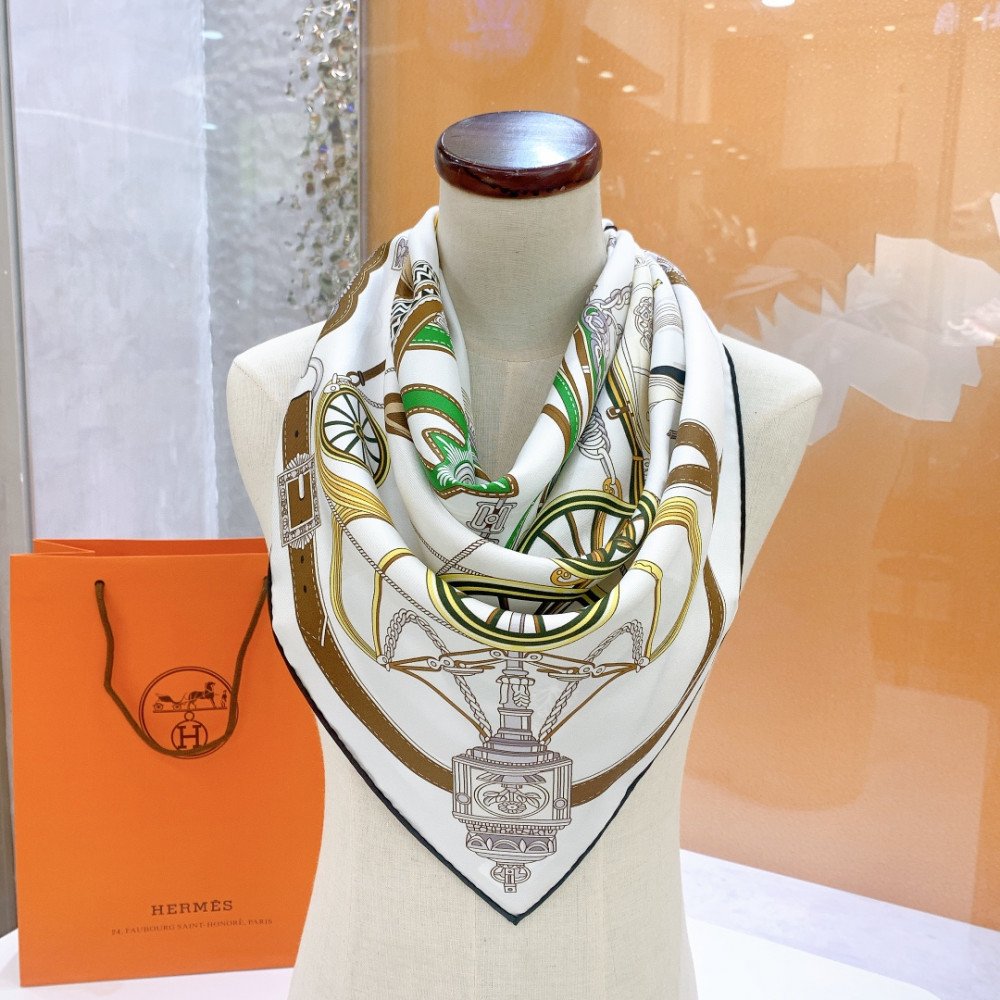 Hermès 90cm 100% Pure Silk Square Scarf! Hermès 90cm 100% Pure Silk Square Scarf!
