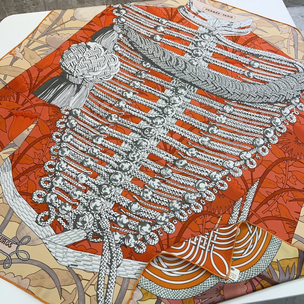 Hermès Fall/Winter 2025 90cm 100% Pure Silk Square Scarf!