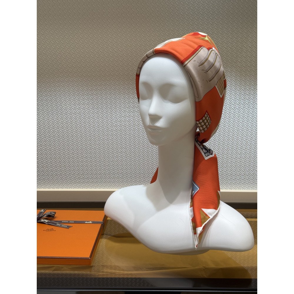 Hermès Fall/Winter 2025 90cm 100% Pure Silk Scarf!