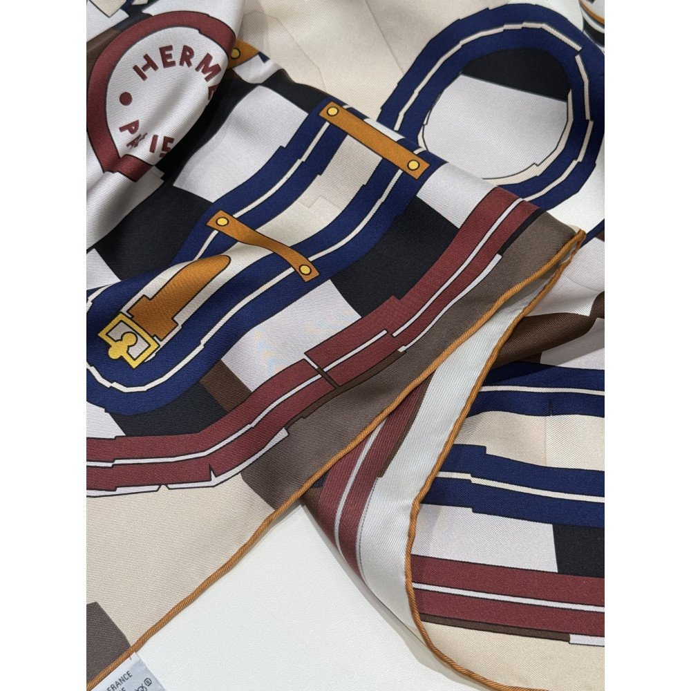 Hermès Fall/Winter 2025 90cm 100% Pure Silk Scarf!