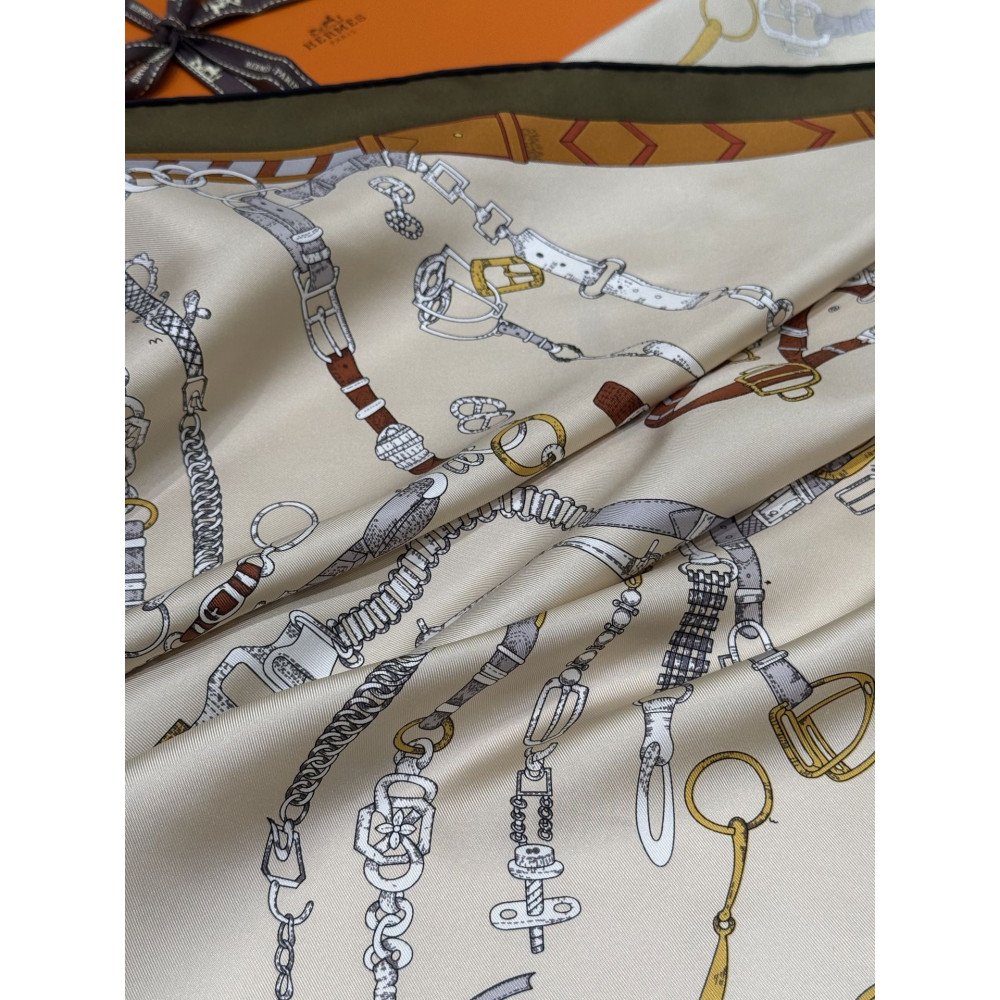 Hermès Fall/Winter 2025 90cm 100% Pure Silk Scarf! Hermès Fall/Winter 2025 90cm 100% Pure Silk Scarf!