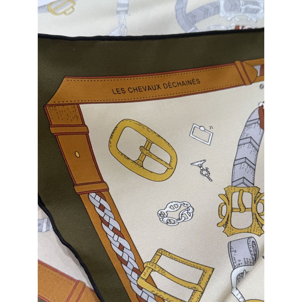 Hermès Fall/Winter 2025 90cm 100% Pure Silk Scarf! Hermès Fall/Winter 2025 90cm 100% Pure Silk Scarf!