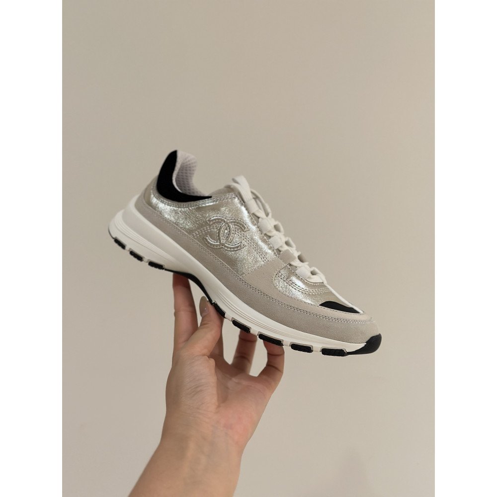 Chanel 25A Sneakers! Chanel 25A Sneakers!