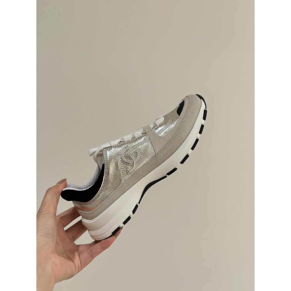 Chanel 25A Sneakers! Chanel 25A Sneakers!