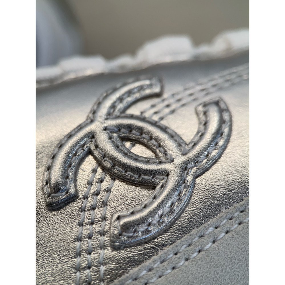 Chanel 25A Sneakers! Chanel 25A Sneakers!