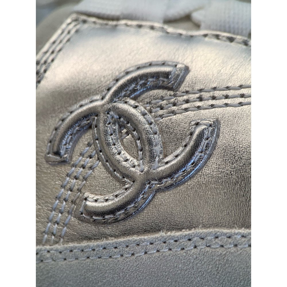 Chanel 25A Sneakers! Chanel 25A Sneakers!