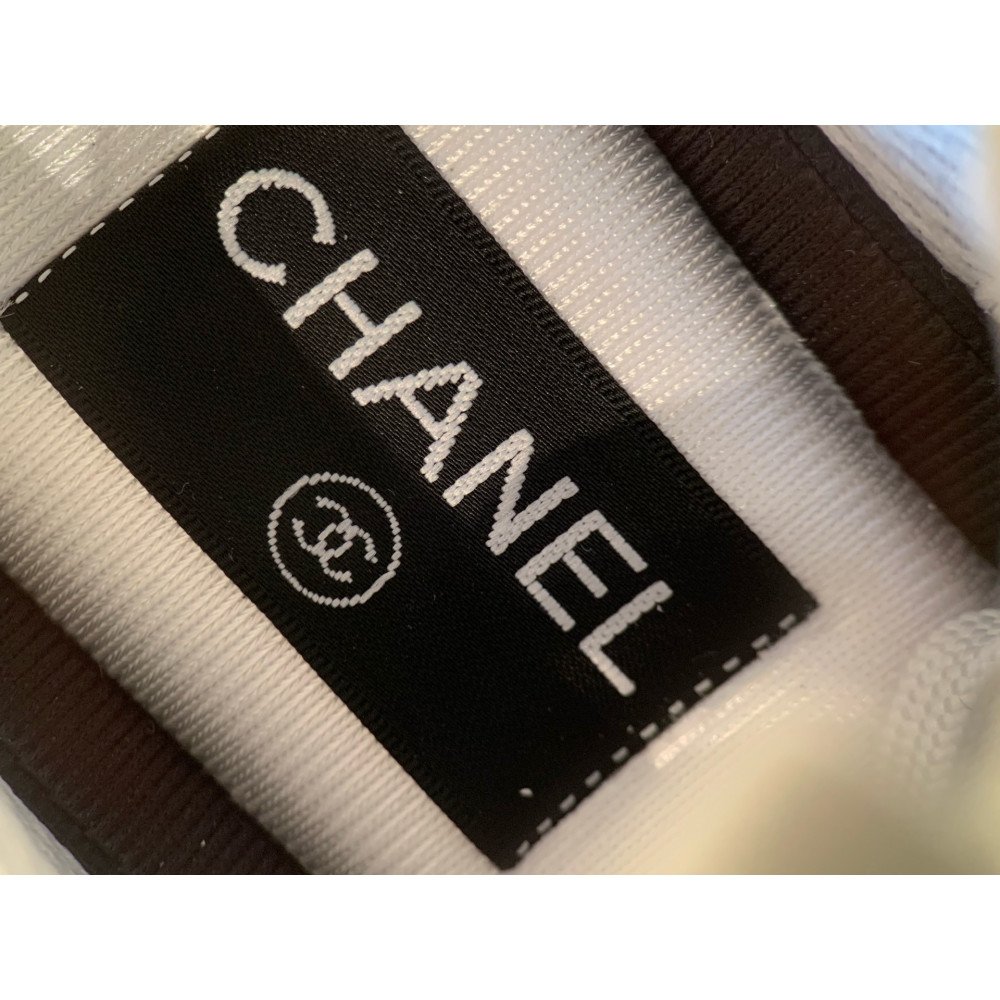 Chanel 25A Sneakers! Chanel 25A Sneakers!