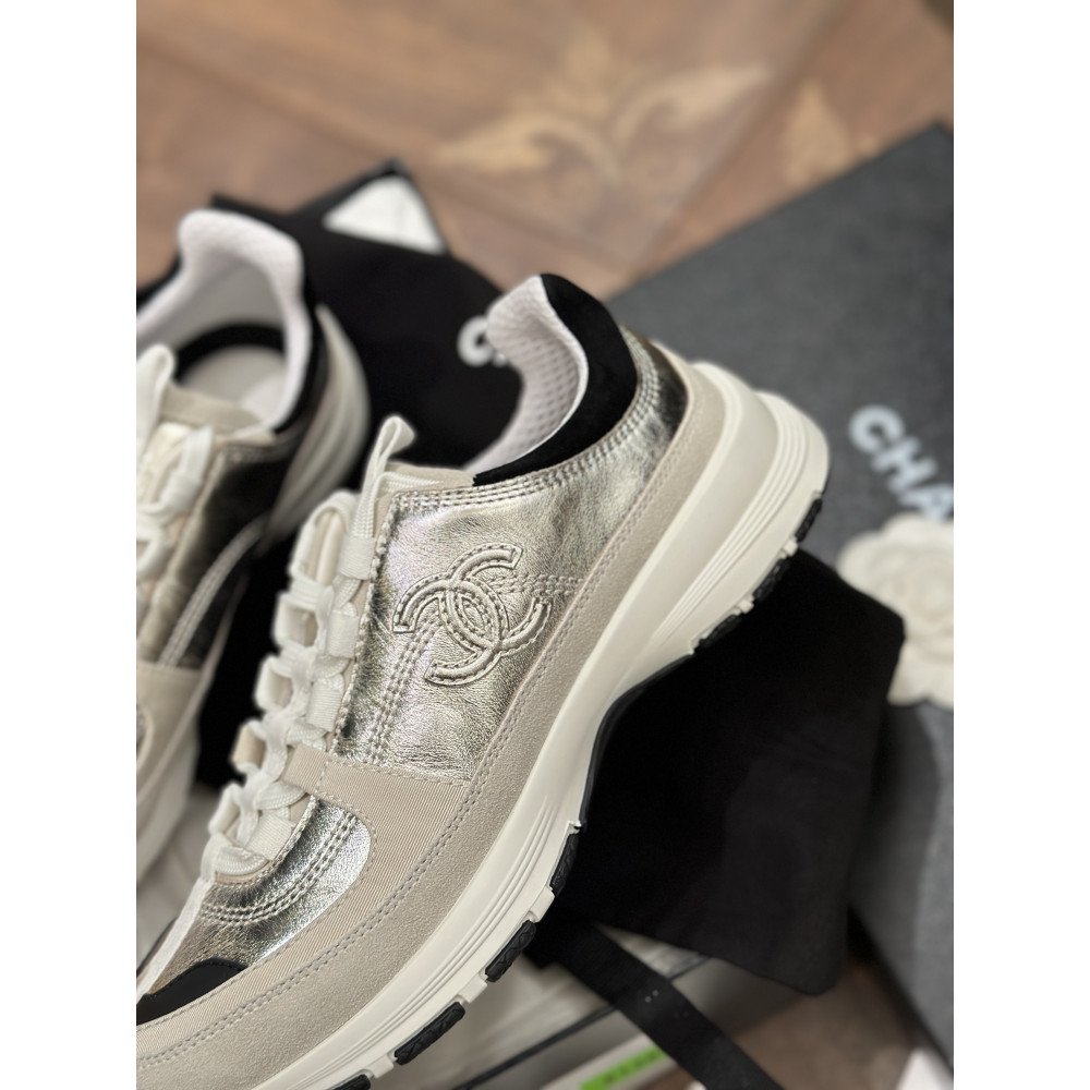 Chanel 25A Sneakers! Chanel 25A Sneakers!