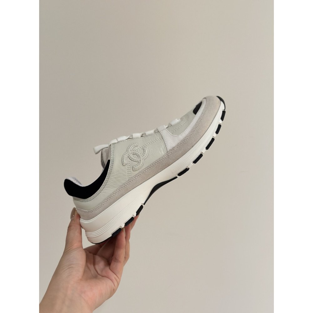 Chanel 25A Sneakers! Chanel 25A Sneakers!