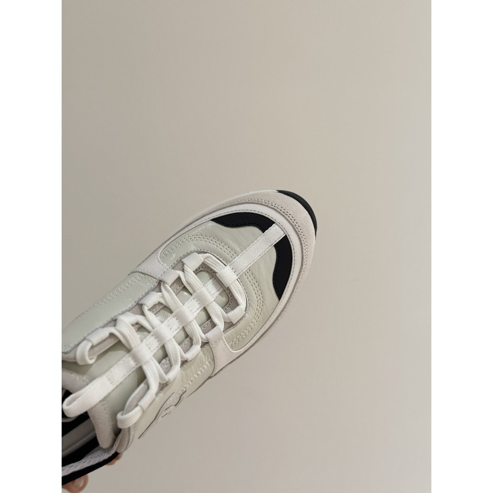 Chanel 25A Sneakers! Chanel 25A Sneakers!