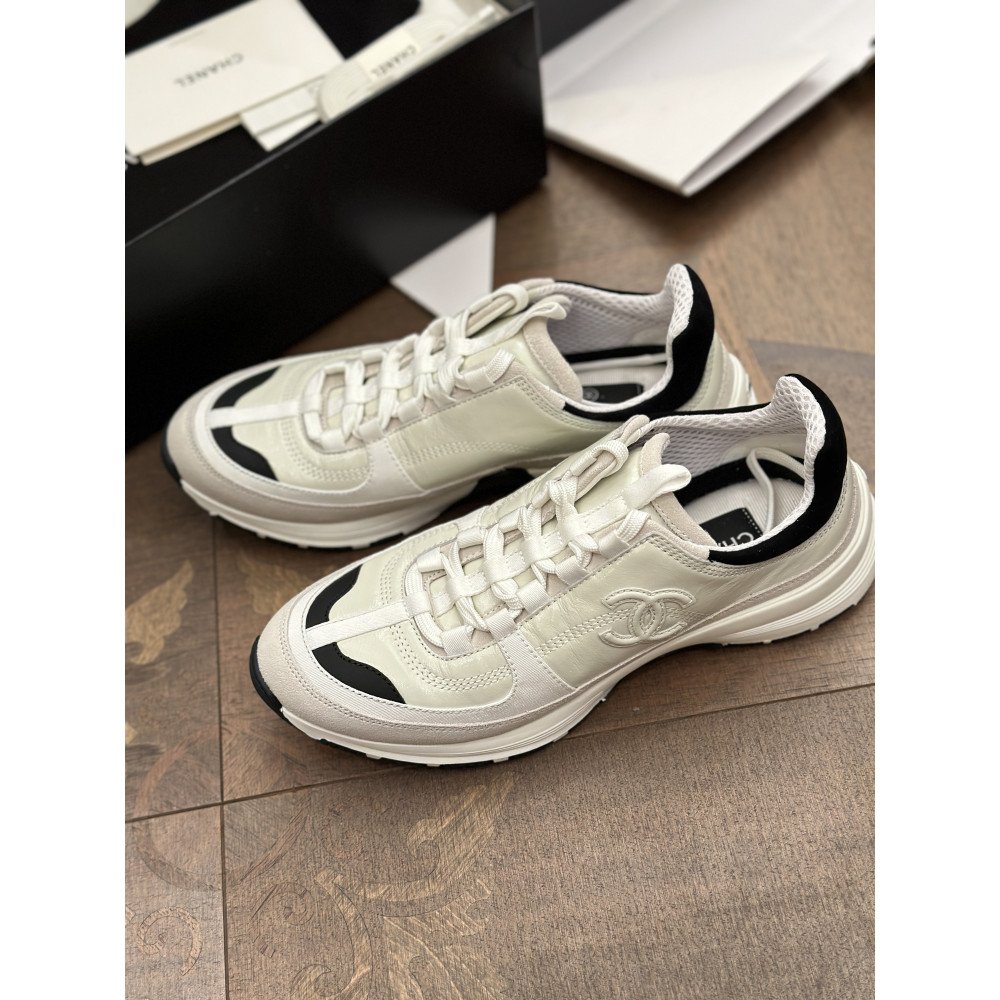 Chanel 25A Sneakers! Chanel 25A Sneakers!