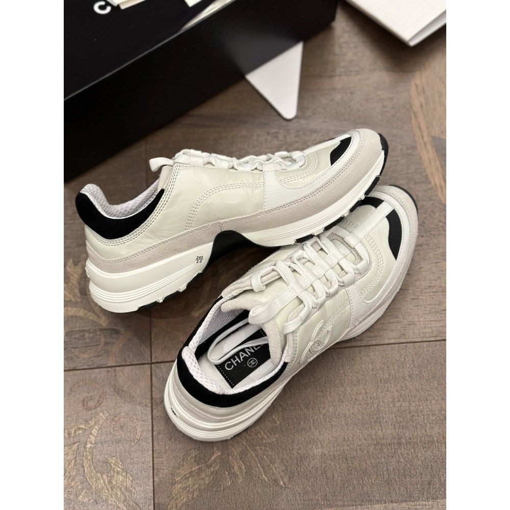 Chanel 25A Sneakers! Chanel 25A Sneakers!