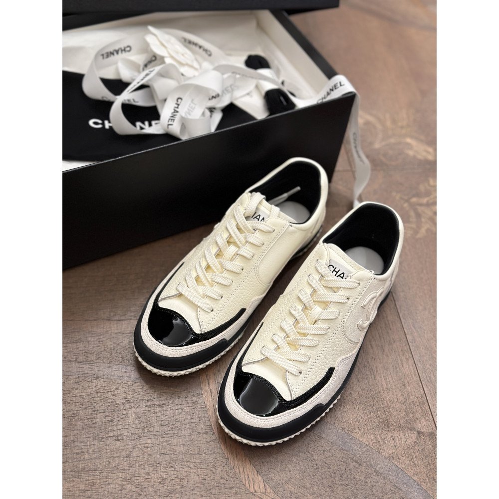 Chanel 25K German Trainer Shoes! Chanel 25K German Trainer Shoes!