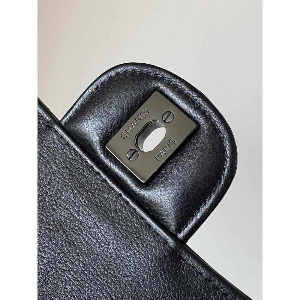 Chanel Classic Flap 20cm mini handbag! 