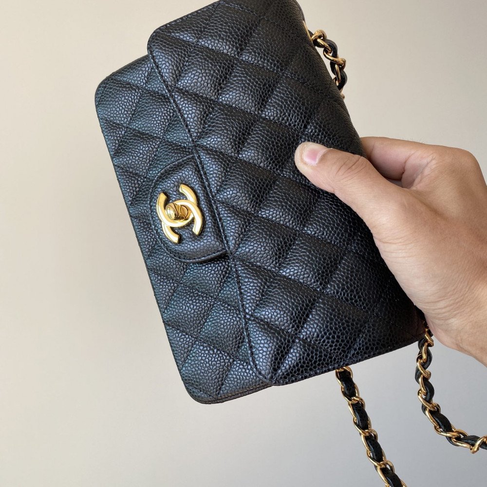 Chanel Classic Flap 20cm mini handbag! 