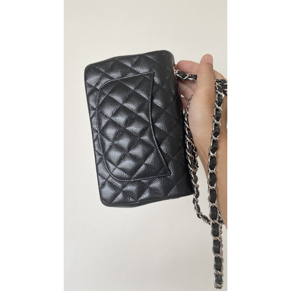Chanel Classic Flap 20cm mini handbag! 