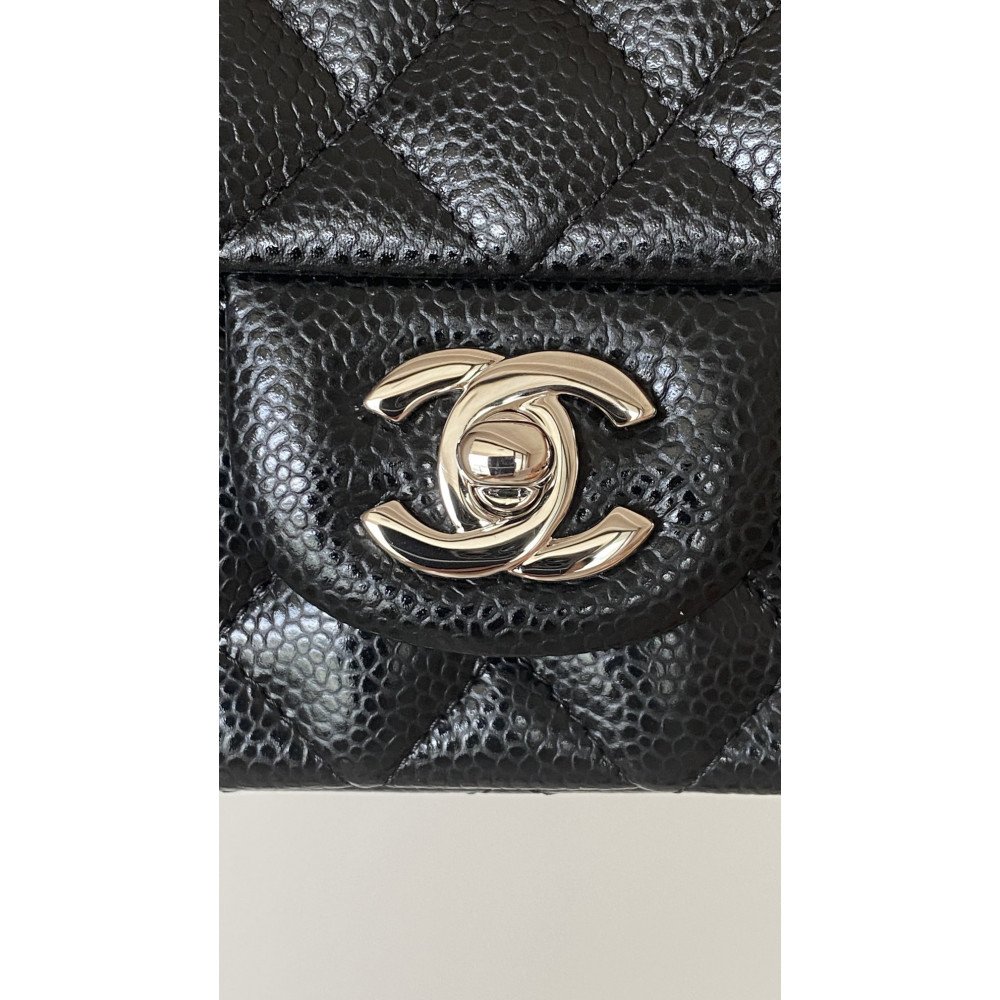 Chanel Classic Flap 20cm mini handbag! 