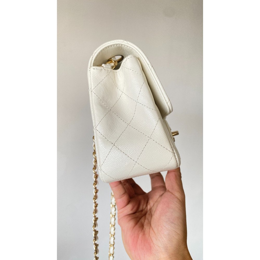 Chanel Classic Flap 20cm mini handbag! Chanel Classic Flap 20cm mini handbag!