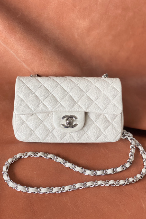 Chanel Classic Flap 20cm mini handbag! 