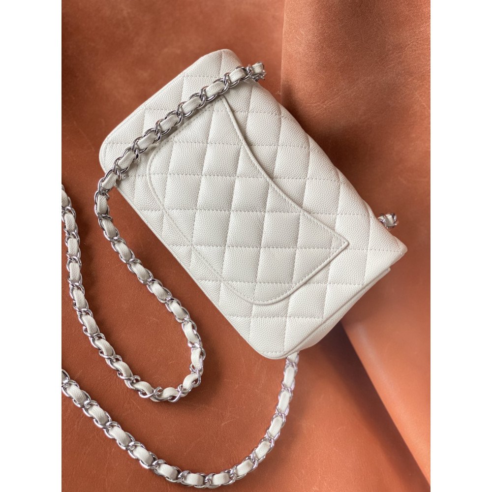 Chanel Classic Flap 20cm mini handbag! 