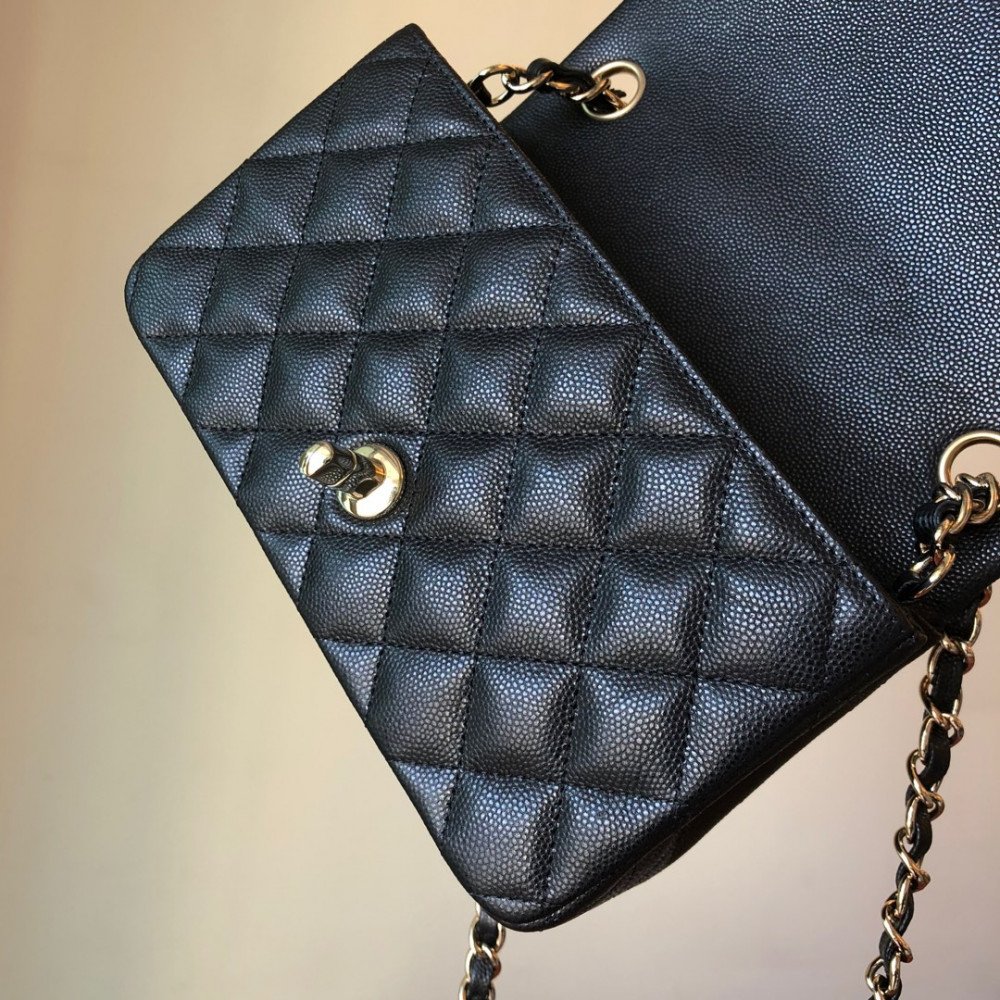 Chanel Classic Flap 20cm mini handbag! 