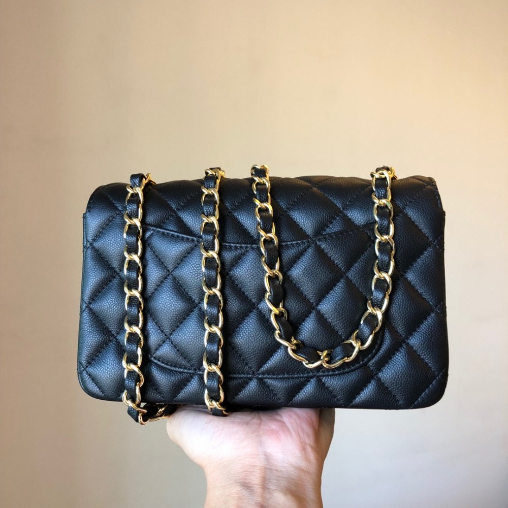 Chanel Classic Flap 20cm mini handbag! Chanel Classic Flap 20cm mini handbag!
