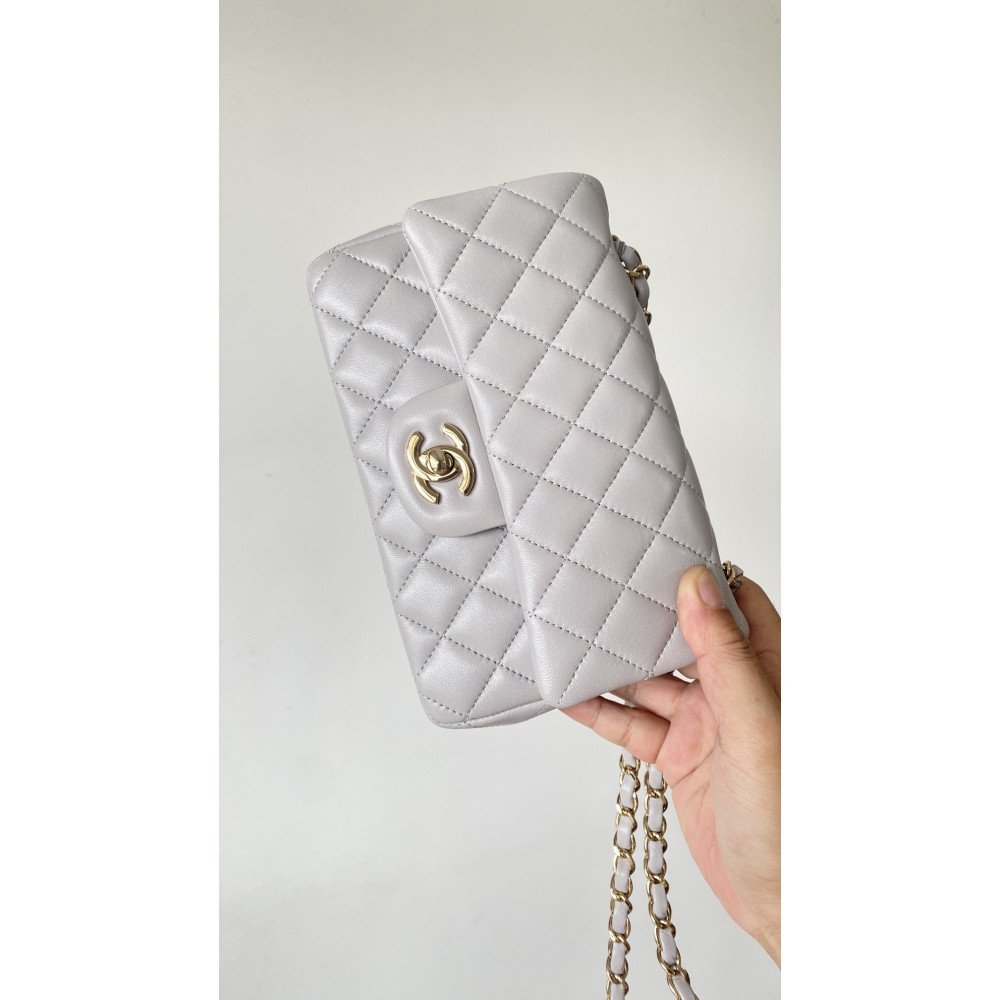 Chanel Classic Flap 20cm mini handbag! 