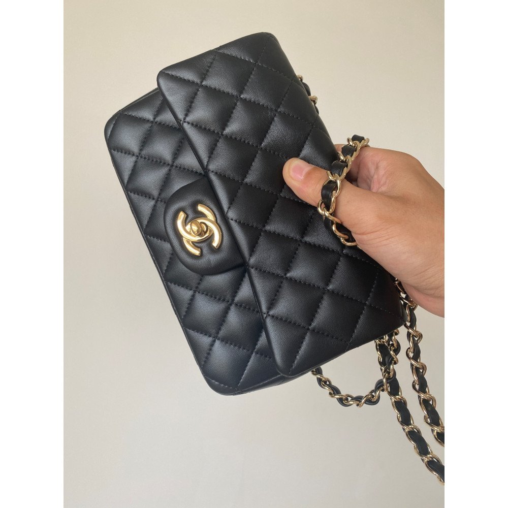Chanel Classic Flap 20cm mini handbag! 