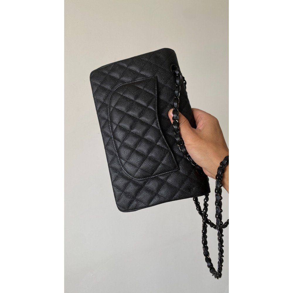 Chanel Classic Flap 25cm medium handbag!