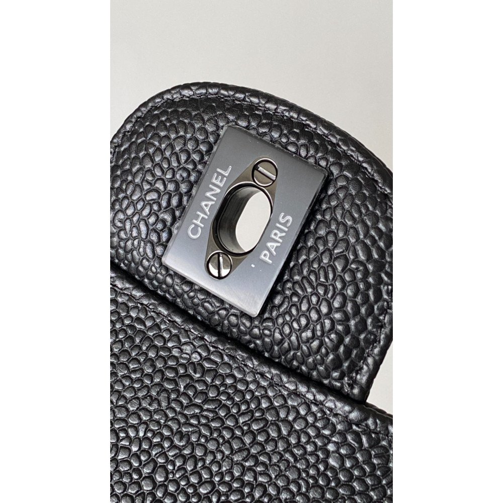 Chanel Classic Flap 25cm medium handbag!