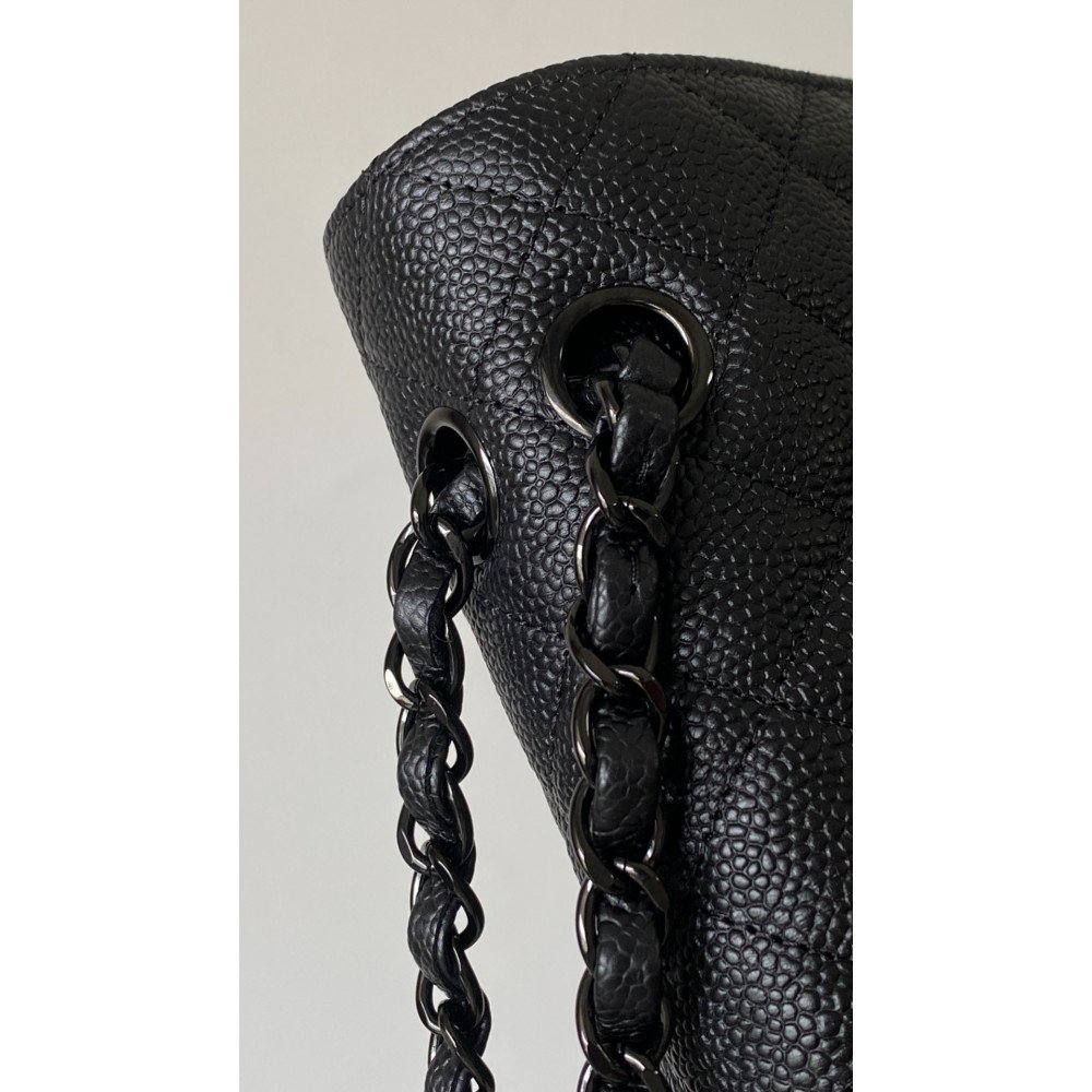 Chanel Classic Flap 25cm medium handbag!