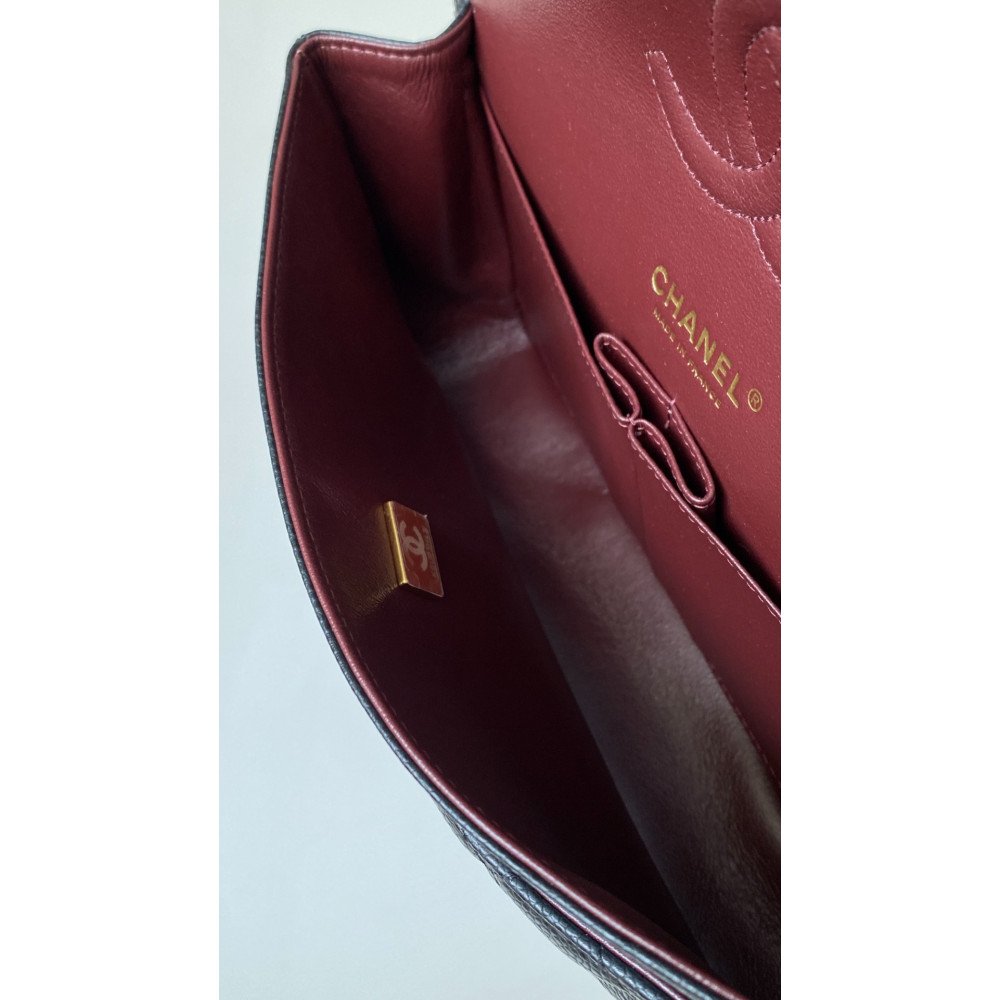 Chanel Classic Flap 25cm medium handbag!