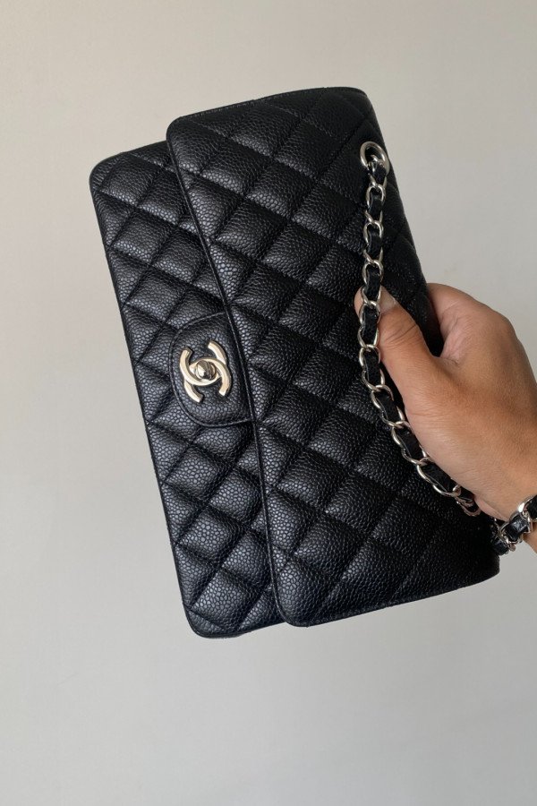 Chanel Classic Flap 25cm medium handbag!