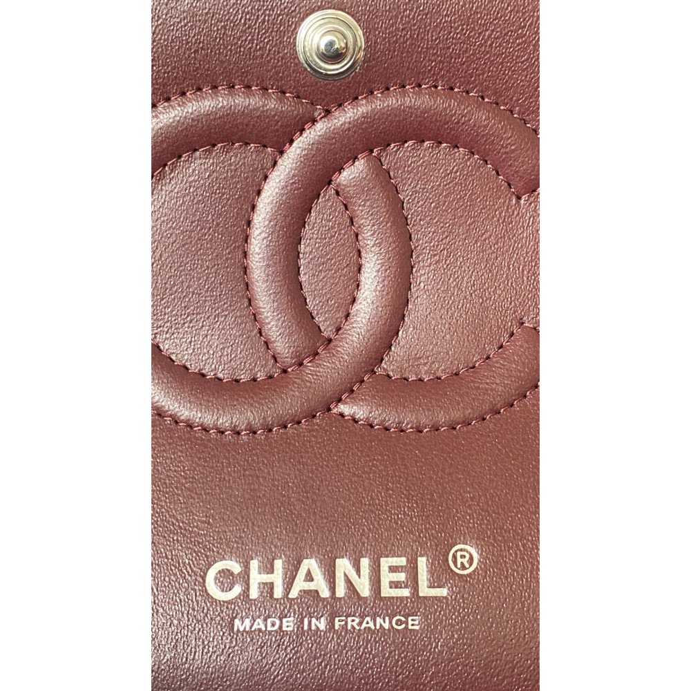 Chanel Classic Flap 25cm medium handbag!