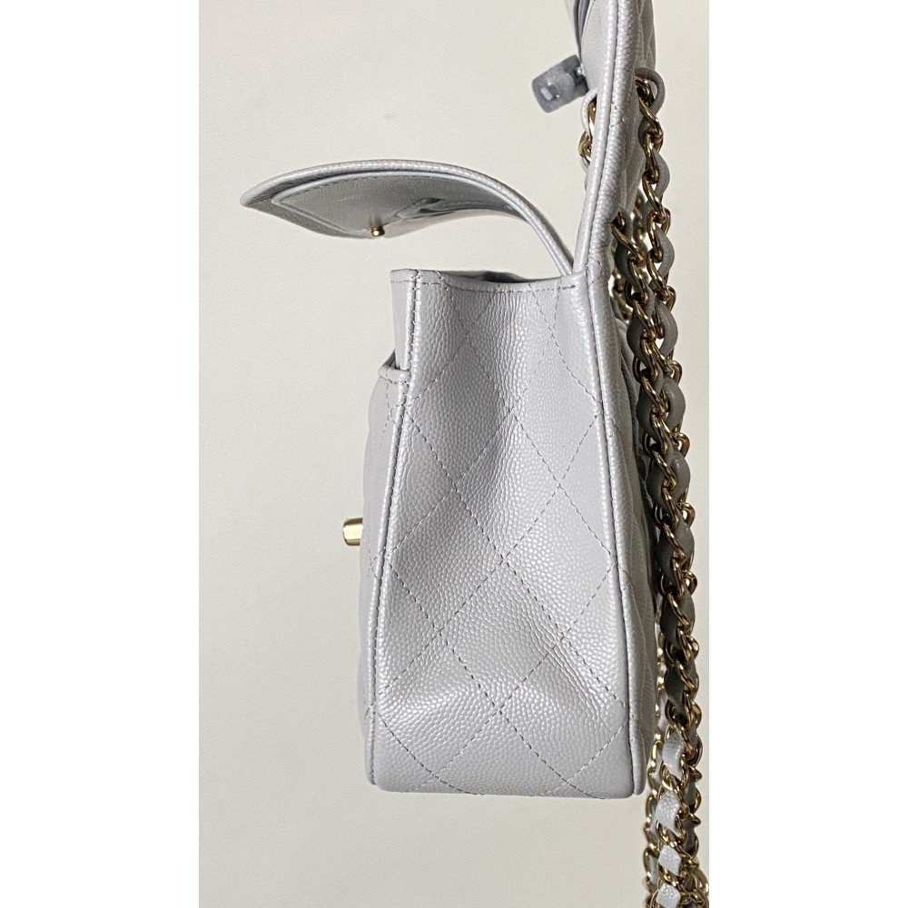 Chanel Classic Flap 25cm medium handbag! Chanel Classic Flap 25cm medium handbag!