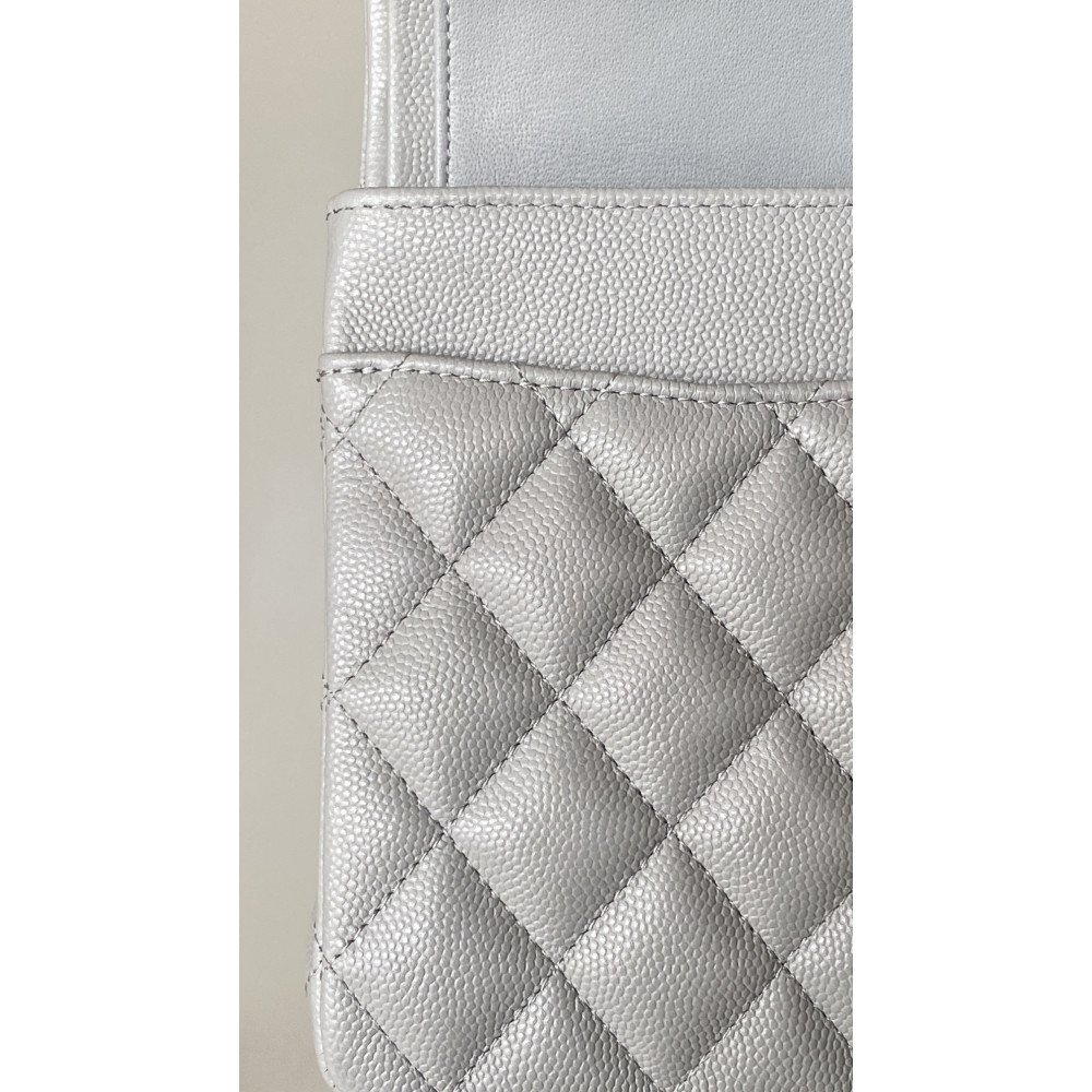 Chanel Classic Flap 25cm medium handbag! Chanel Classic Flap 25cm medium handbag!