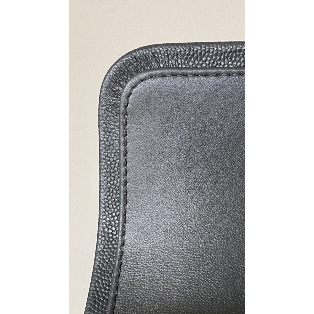 Chanel Classic Flap 25cm medium handbag! Chanel Classic Flap 25cm medium handbag!