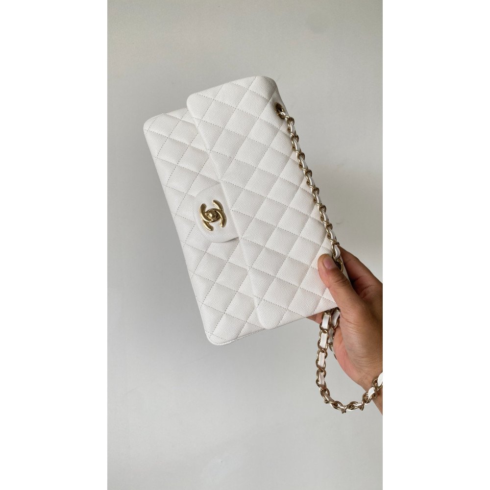 Chanel Classic Flap 25cm medium handbag!