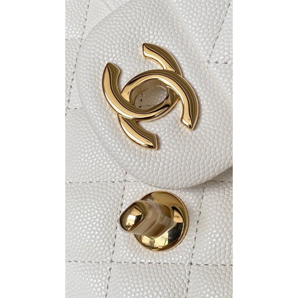 Chanel Classic Flap 25cm medium handbag!