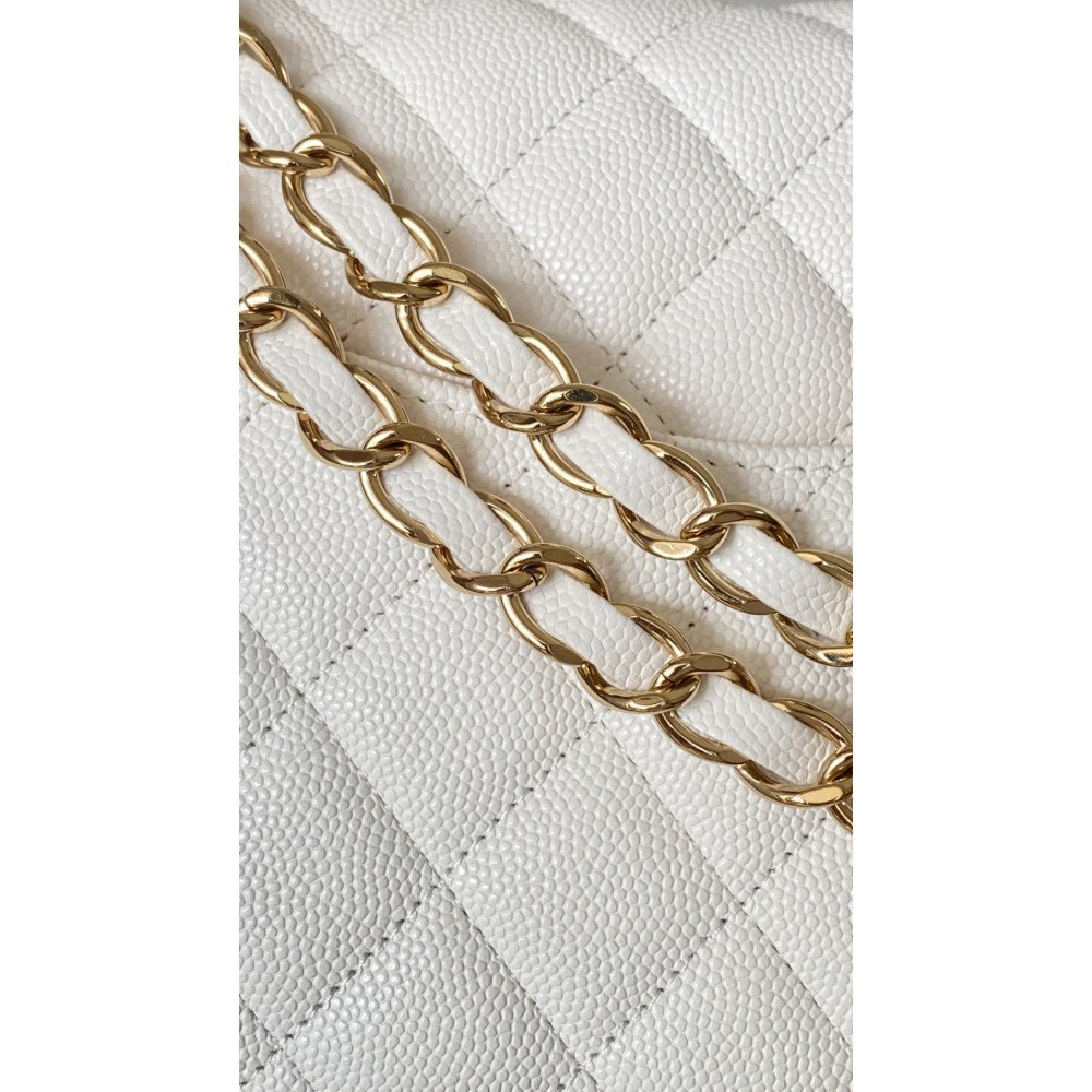 Chanel Classic Flap 25cm medium handbag!