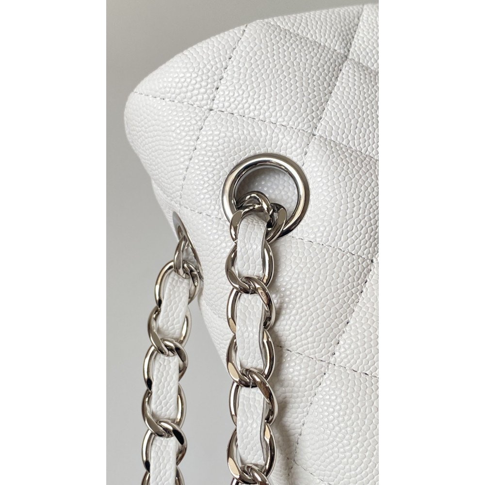 Chanel Classic Flap 25cm medium handbag!